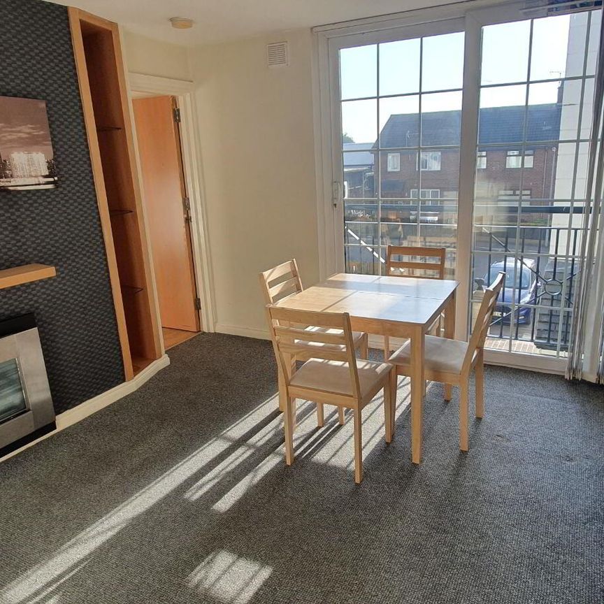 8f Glassillan Grove, Greenisland, Carrickfergus, BT38 8TB - Photo 1