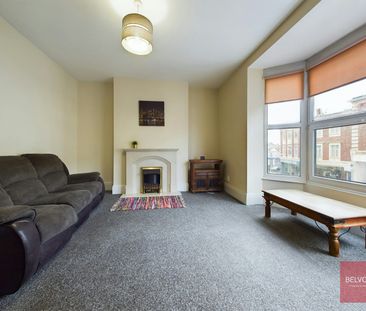 Maisonette to rent on - Photo 3