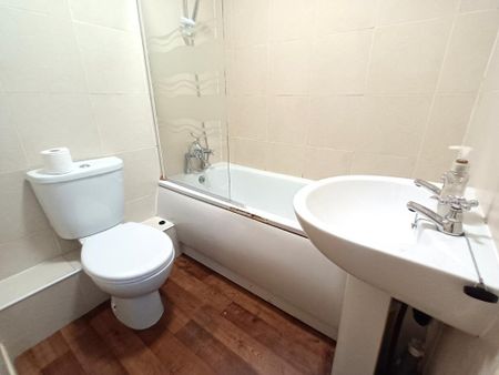 1 bedroom flat to rent - Photo 5