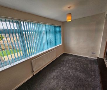 2 bedroom semi-detached house to rent - Photo 2