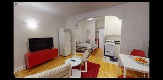 STUDIO TOUT MEUBLÉ - Photo 2