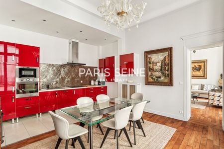 ** TUILERIES ** Appartement rare en face du jardin des Tuileries ! - Photo 2