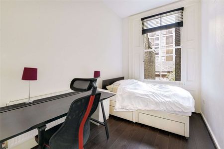 This is a charming 2 bedroom flat on the first floor of a popular period conversion near Gloucester Road. - Photo 3