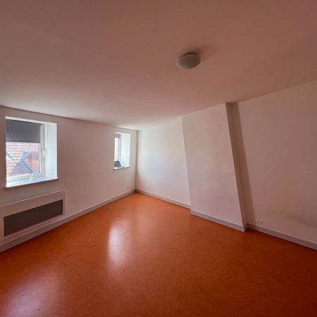 Location Appartement 1 pièce 31m² - Photo 3