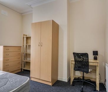 Flat 1, 45 Magdala Street, Belfast, BT7 1PU - Photo 1