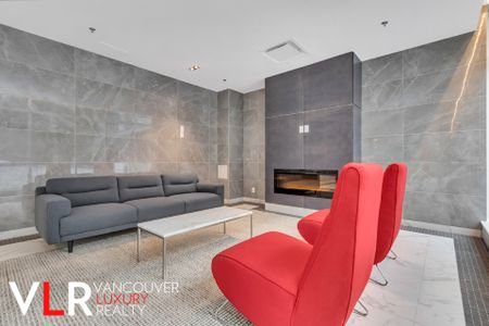 Condo in Downtown Vancouver, BC - Photo 2