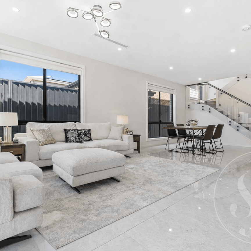 Stunning Family Home with In-Law Accommodation in the Heart of Box Hill - Photo 1