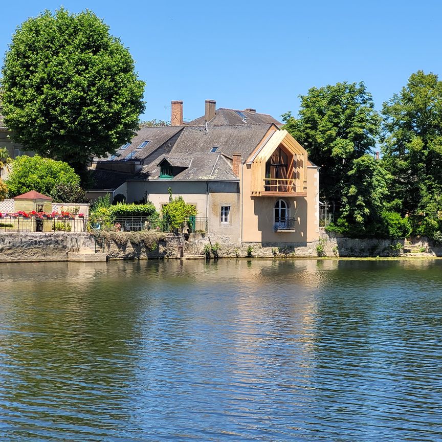 Location Appartement 1 pièce 31m² SABLE SUR SARTHE 72300 - Photo 1