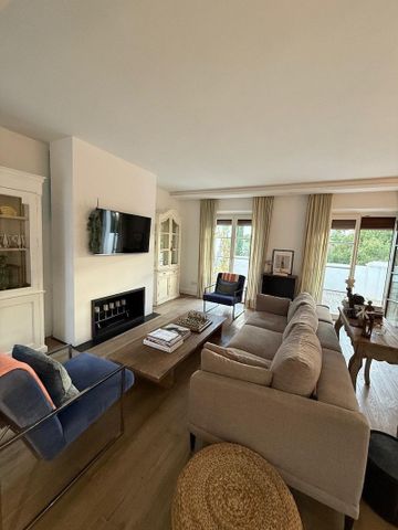 Middle Floor Apartment in The Golden Mile - Photo 5