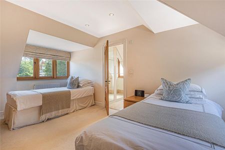 4 bedroom detached house to rent - Photo 4