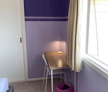 Mount Waverley - Photo 6