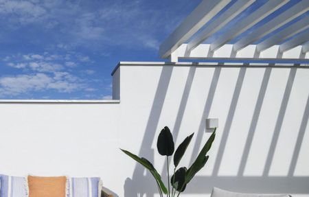 Luxury penthouse for rent in Estepona, Spain - Photo 2