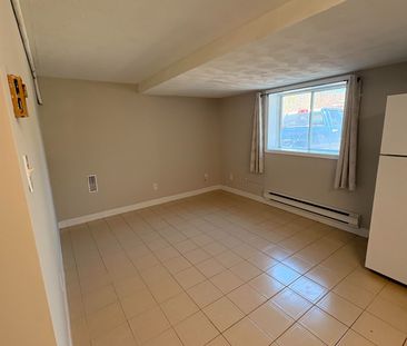 For Lease - 1571 19th Avenue Unit# 2, Richmond Hill, Ontario - Photo 1