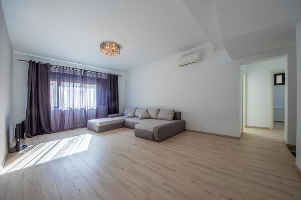 Inchirieri Apartamente 5+ camere Bucuresti - Photo 1