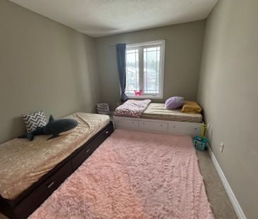 For Lease - 247 HUNTERBROOK Street, Kanata, Ontario - Photo 3