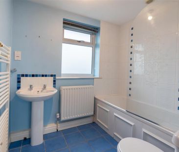 5 bedroom semi-detached house to rent - Photo 6