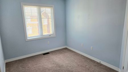 For Lease - 70 Streathern Way, Clarington, Ontario - Photo 5