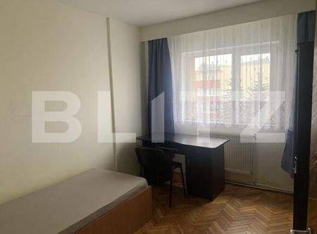 Apartament de inchiriat, cu 3 camere, complet utilat, cartierul Zorilor - Fotografie 2