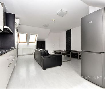 Pronájem bytu 2+kk 52 m² - Photo 2