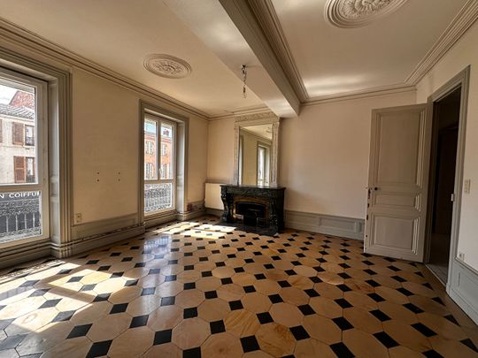 Location Appartement 4 pièces 137m² - Photo 1