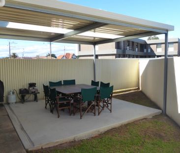 APPLICATION PENDING !!! PRIVATE 2 BEDROOM UNIT! - Photo 6