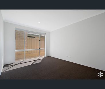 8 Vigilant Street, Two Rocks, WA 6037 - Photo 3