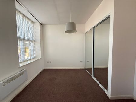 2 bedroom apartment to rent Milnrow Road, Shaw, Oldham, OL2 - Photo 5