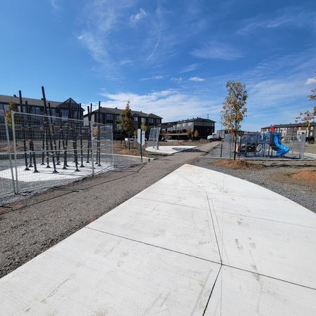 For Lease - 801 Arcadian Private, Kanata, Ontario - Photo 2