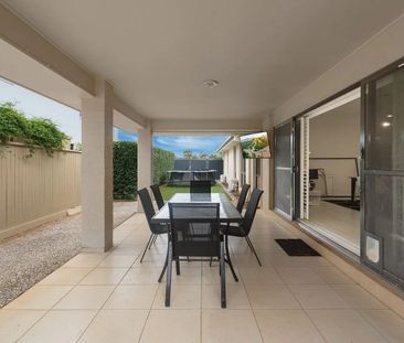 Lowset, low maintenance family home in quiet cul-de-sac - Photo 5