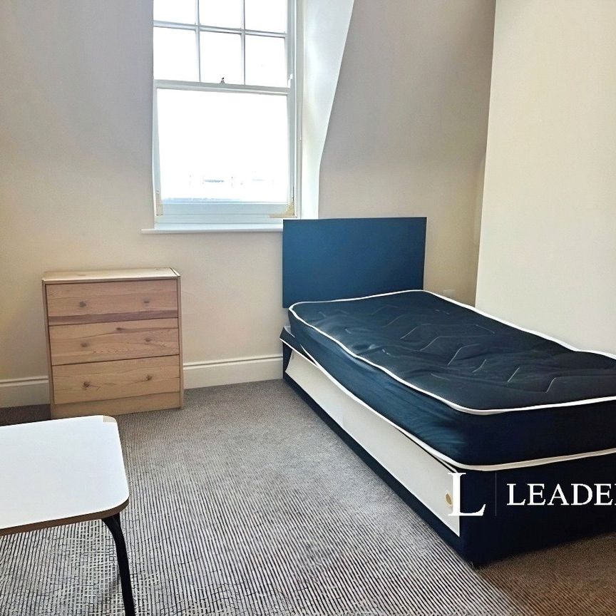 1 bedroom apartment to rent East Street, Brighton, East Sussex, BN1 - Photo 1