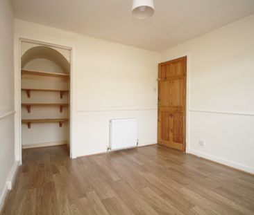 Woodside Crescent, Paisley, Renfrewshire - Photo 4