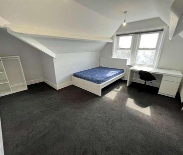 Huntsmoor House, Spital Tongues, NE2 - Photo 5