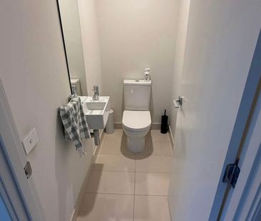 Ascot Vale - Photo 6