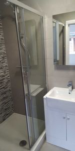 Price £700 pcm - Available Now - Furnished - Photo 4