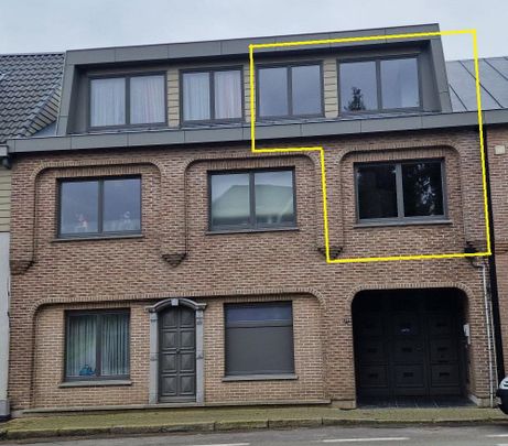 Duplex met 2 slaapkamers, garage en terras. - Photo 1