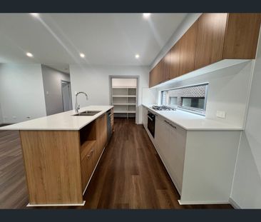 26 Manso Crescent, Box Hill, NSW 2765 - Photo 4