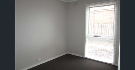 TWO BEDROOM UNIT IN QUIET COMPLEX - Photo 5