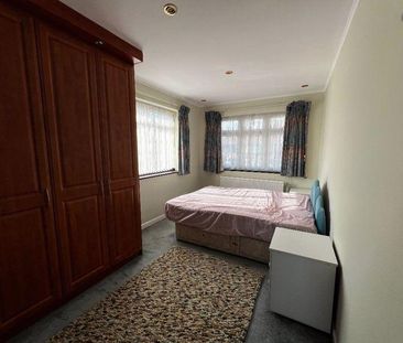 1 bedroom property to rent - Photo 6