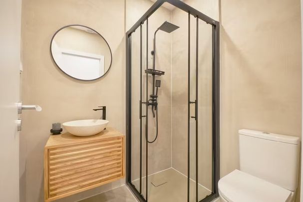 Rua Marquês de Fronteira, Lisbon, Lisbon 1070-299 - Photo 1