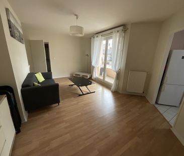 A LOUER - T2 MEUBLE T2 de 48m² avec balcon, cave et parking - Photo 1