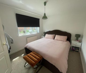 3 bedroom semi-detached house to rent - Photo 3
