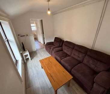 108 Paget Street - Off Street Parking & 4 Huge Doubles Loughborough - Photo 2