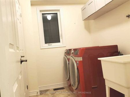 For Lease - 208 Hunting Ridges Grd Drive, Richmond Hill, Ontario - Photo 5