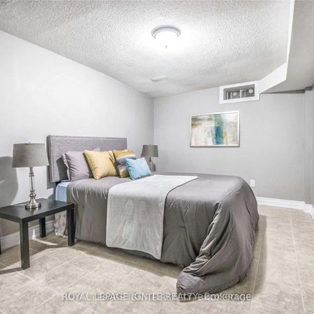 For Lease - 11 Carisbrooke Square Unit# Bsmt, Toronto, Ontario - Photo 4