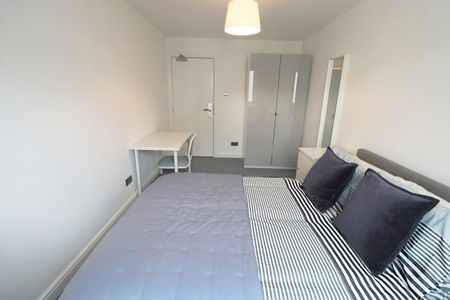 Flat 61, Samara Plaza, LS2 9DU, Leeds - Photo 3