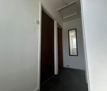 1 bedroom property to rent - Photo 6