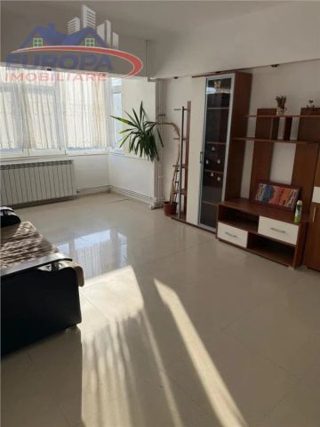 Apartament 3 camere de inchiriere zona Ultracentrala Tulcea - Fotografie 3
