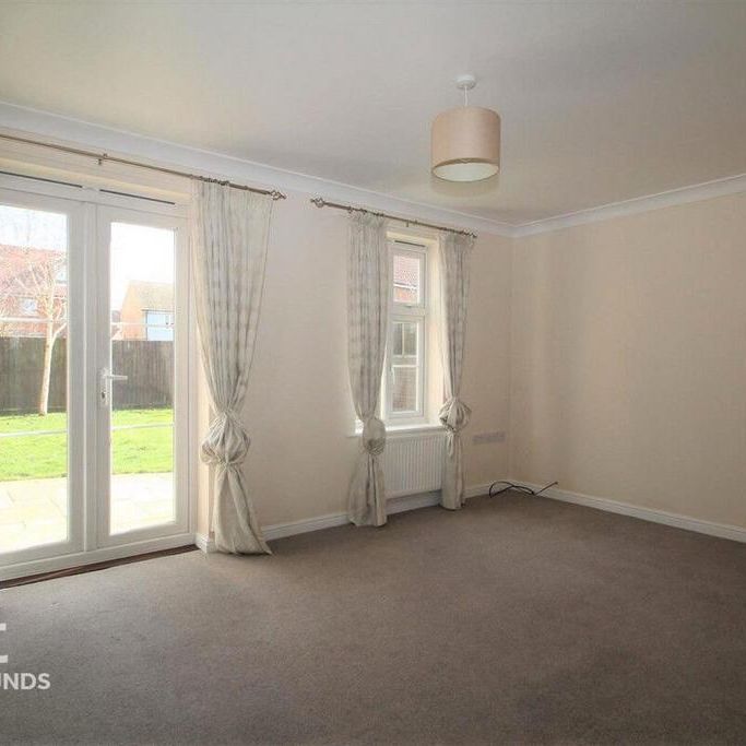 3 bedroom detached house to rent - Photo 1