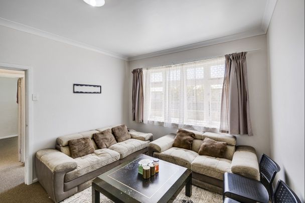 Park Road South, Akina - Photo 1