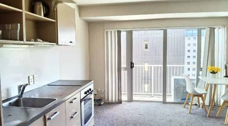 Do not miss this apartment! - Photo 3